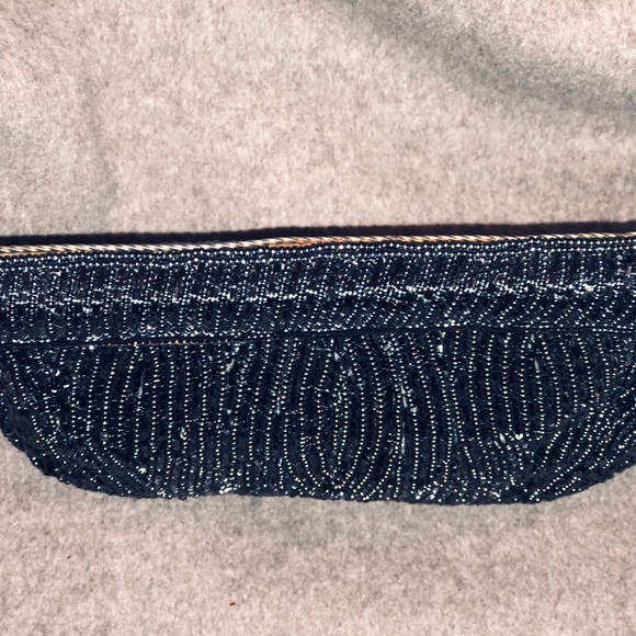 Purse - Picture 4 of 4